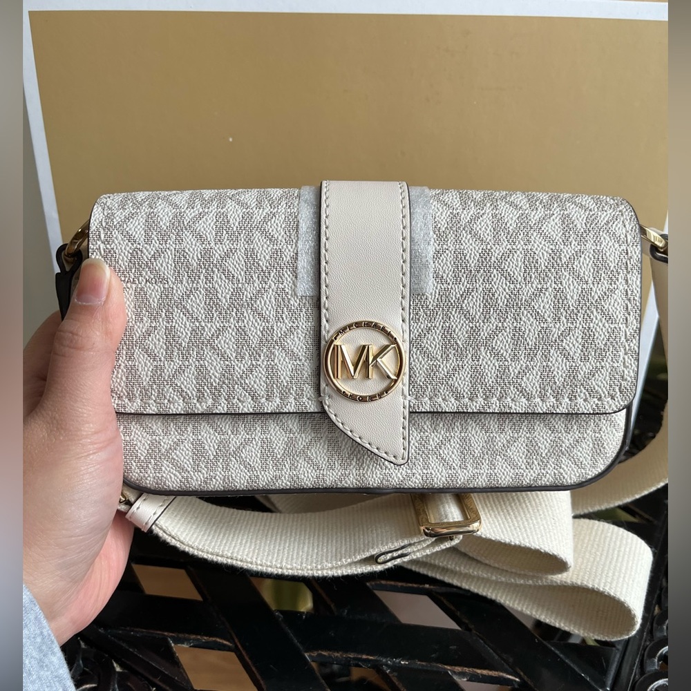 ❌SOLD❌NWT Michael Kors Greenwich Logo Sling Crossbody Bag - Picture 2 of 11